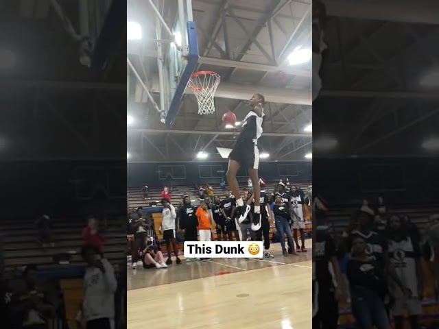 Hansel Emmanuel Gets UP For Crazy Dunk 😳 | Iverson Classic x @DrinkBODYARMOR  #shorts