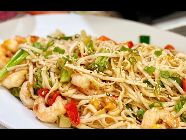 Cooking with Chef Bryan: Shrimp Chow Mein