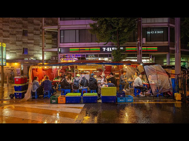 Rainy Night Ikseon-dong Alley Tour | Travel South Korea 4K HDR