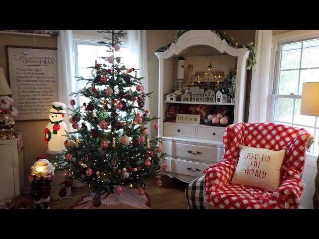 Christmas Home Tour : Cozy Christmas Home Decor Tour You Will Feel Right At Home in!
