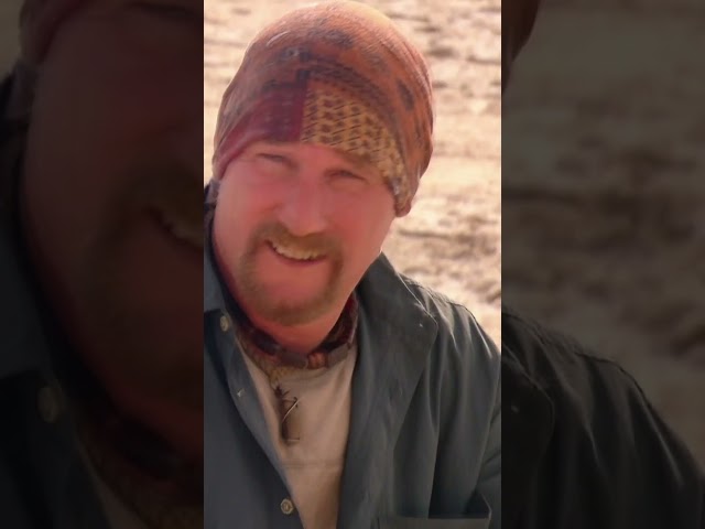 Dave Refuses Cody’s Offer Of Peeing On His Hat To Stay Cool #shorts #dualsurvival