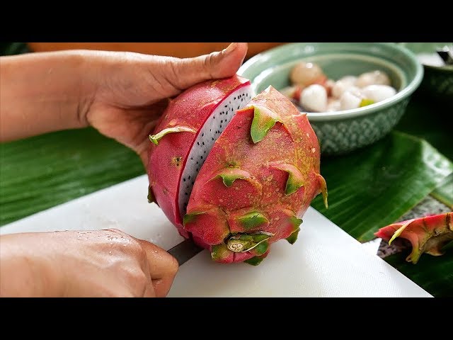 Thai Food - EXOTIC FRUITS Quail Egg Salad Aoywaan Bangkok Thailand
