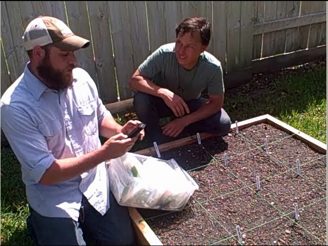 Make Money by Helping People Grow Food in Raised Bed Gardens
