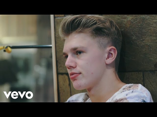 New Hope Club - Whoever He Is (Christmas Song)