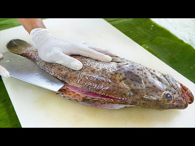 Thai Food - COOKING GROUPER FISH Aoywaan Bangkok Seafood Thailand