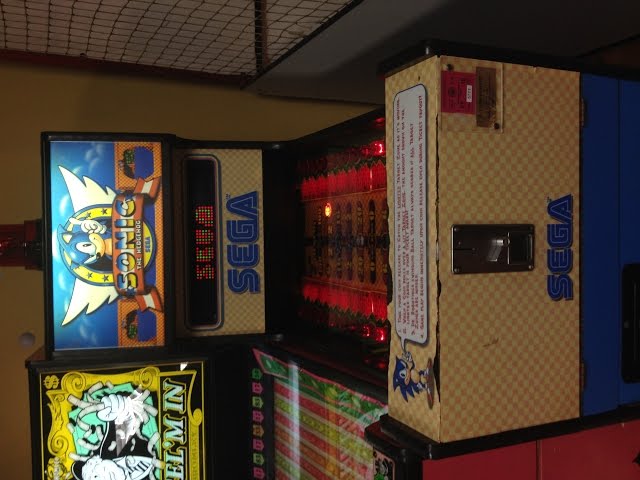 Sonic The Hedgehog Arcade Machine (Classic)