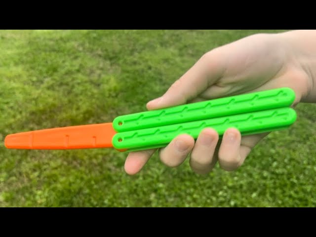 Carrot Balisong flipping