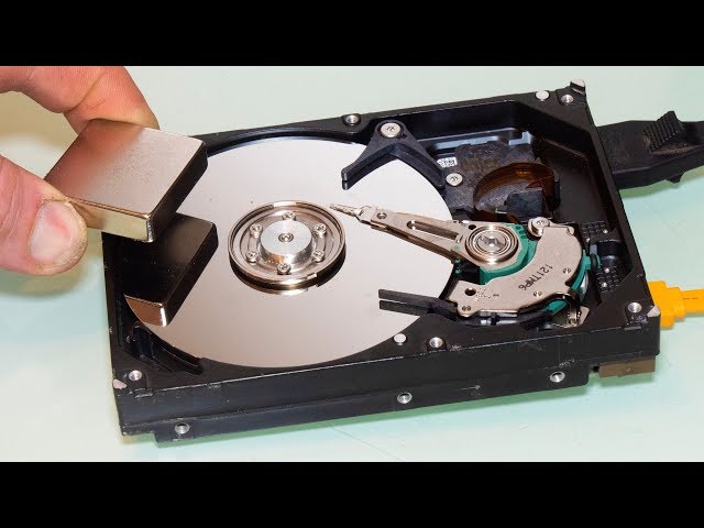 Will a Magnet Erase my PC's Hard Drive? - Let's Find Out