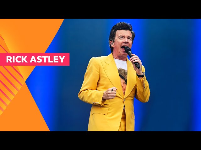 Rick Astley - Everlong (Foo Fighters Cover) (Radio 2 in the Park 2023)