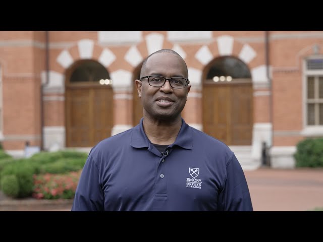 Oxford College Move In Day 2022: Dean Ken Carter Welcomes Students to Campus