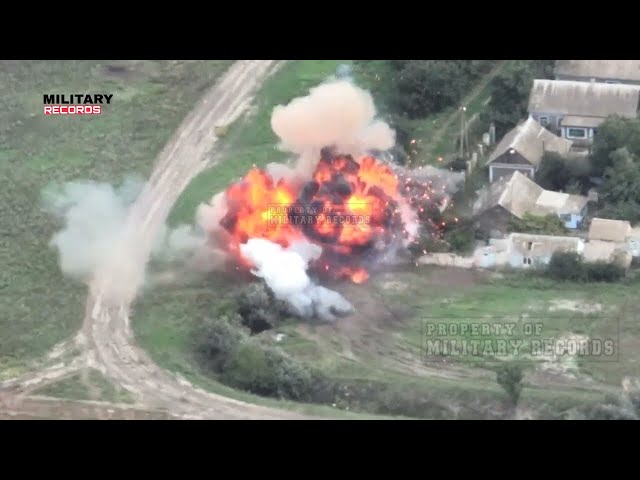 RUSSIA SURRENDER!! Ukrainian troops destroy 250 Russian Soldiers & 80 Russian tanks in Kherson