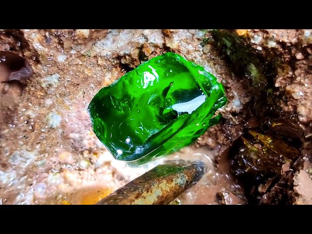 15 Rarest Gems Found Underground