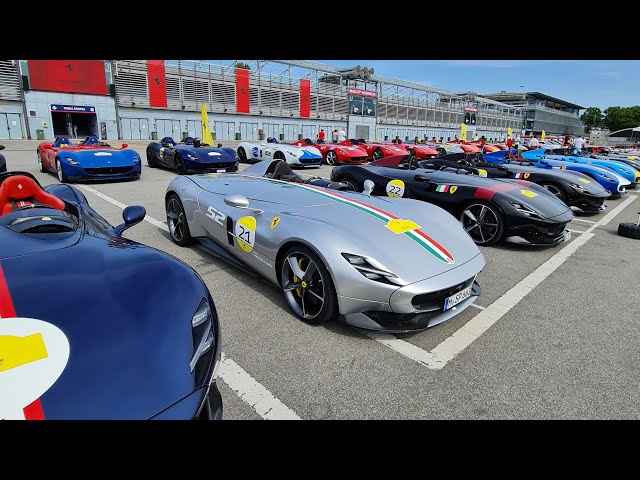 Ferrari Cavalcade Icona 2022 - 65 Monza SP1 & SP2 takeover Italy!