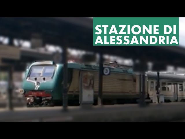 Italy: Trains at Alessandria Station | Stazione di Alessandria