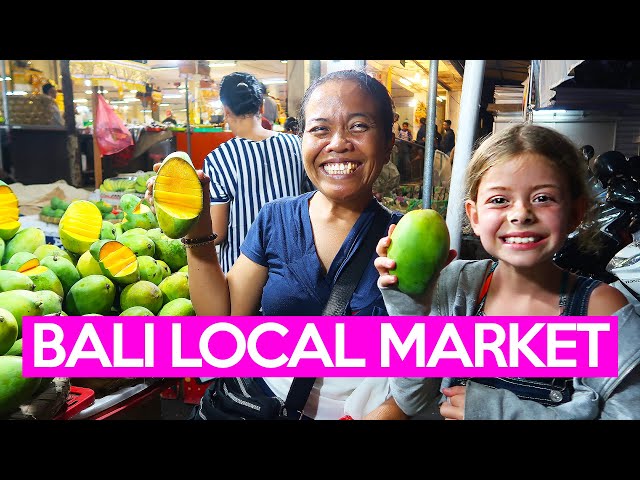 BALI MARKET - Crazy, fun, shocking - Family Travel Vlog