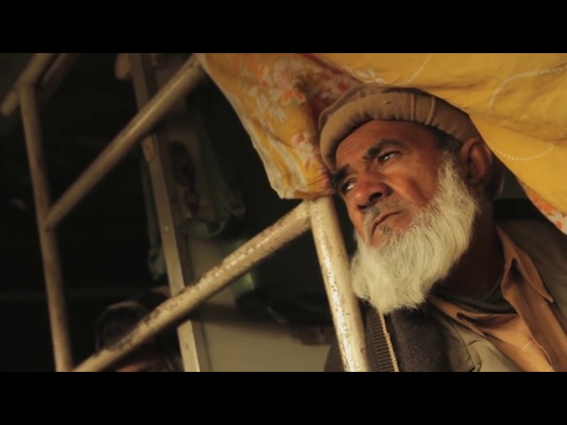 Ohne Flugzeug um die Welt (8): Freiburger Filmpaar traut sich nach Pakistan