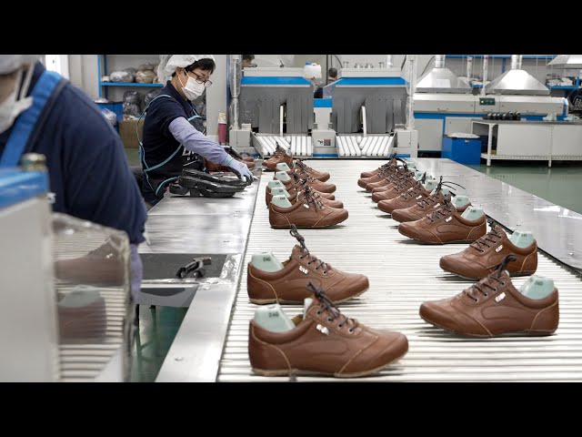 Comfy Leather Shoes Manufacturing Process. Korean Shoes Factory