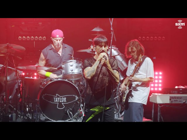 Red Hot Chili Peppers - These Are The Ways (Live from the Apollo 9/13/22)