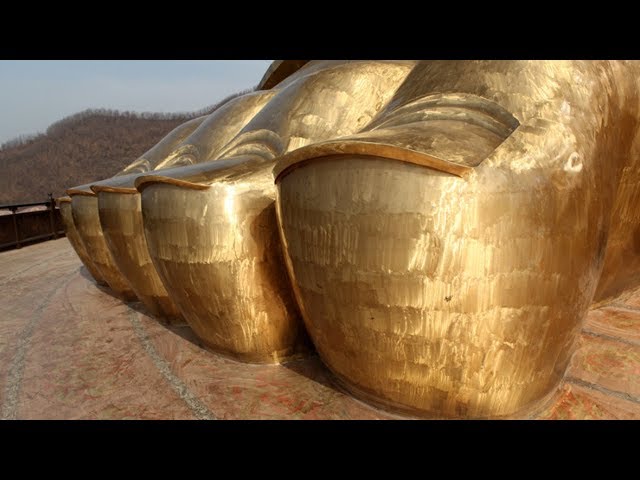 BIGGEST Statues In The World!