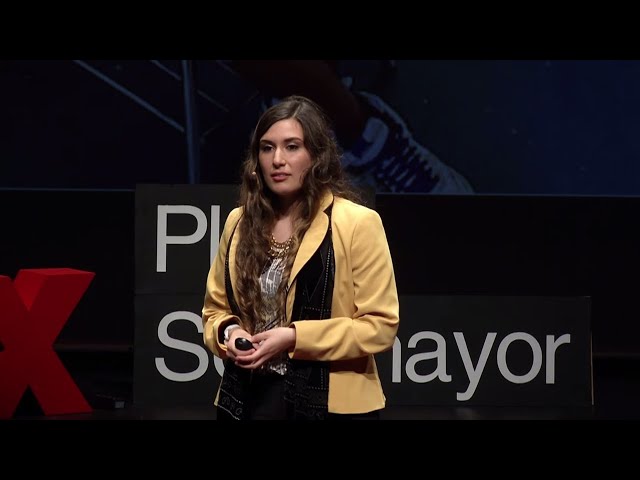 Logra lo imposible: vence tus miedos y cree en ti. | Carolina Águila | TEDxPlazaSotomayor