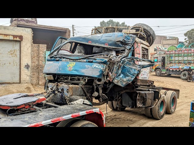 Hino Truck Dangerous Accident Cabin Chassis Amazing Repairing And Restoration Complete Video