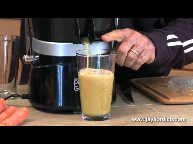 Jay Kordich makes Cantaloupe Juice