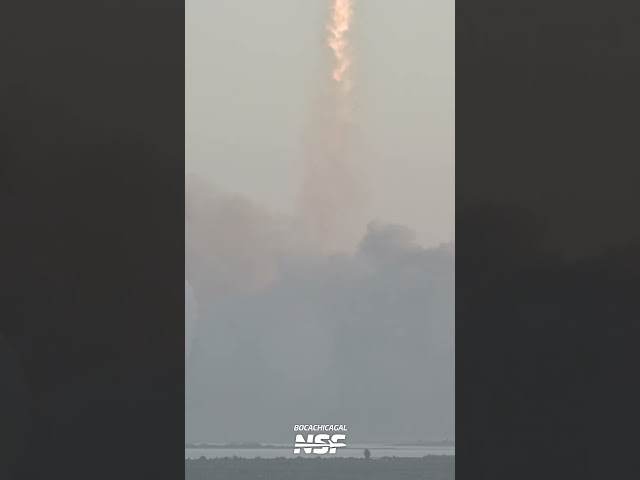 Starship Ripping Through The Atmosphere (Sound ON)