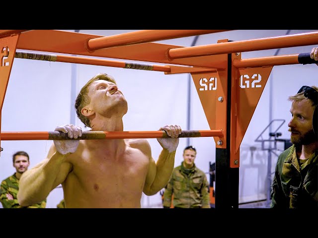 Insane Military Pull Up record