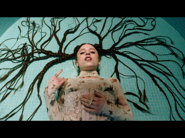 Angelina Mango - La noia (Official Video - Sanremo 2024 - Eurovision 2024)