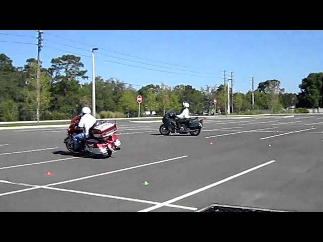 Gain Confidence Riding a Harley: training class exercises