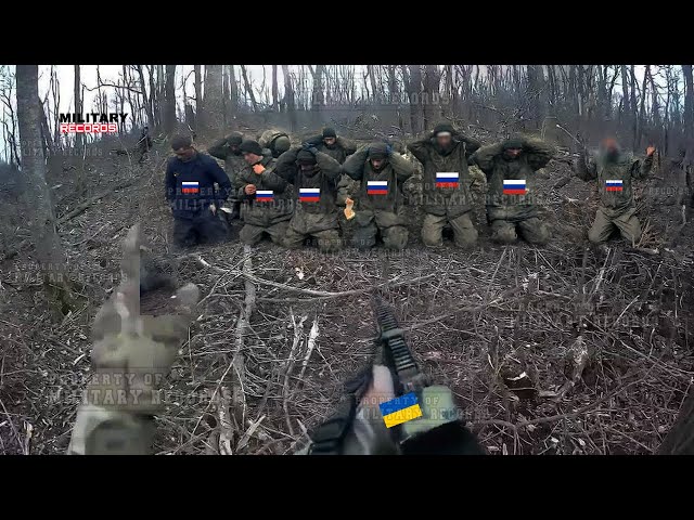 Terrifying! Ukraine K-2 battalion kill one by one Russian troops in close combat in trench Bakhmut