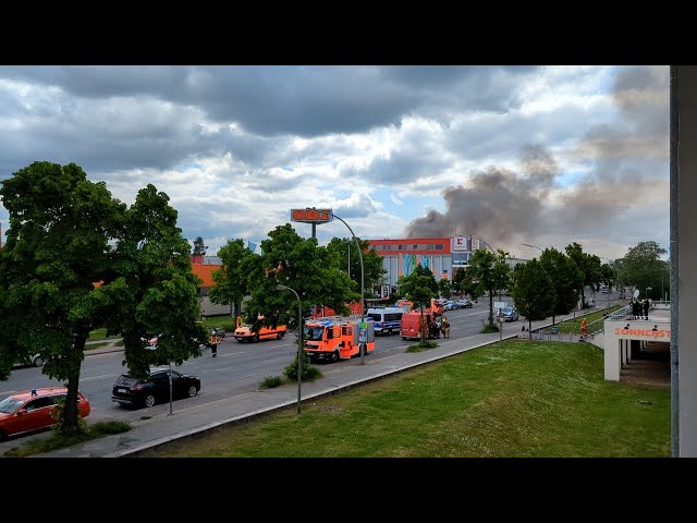tv.berlin Spezial - Fabrikhallenbrand in Berlin Lichterfelde