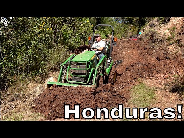 Little Bomb! John Deere 1025R in Honduras! Road Repair!