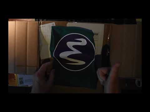 Unboxing Free Software Foundation (FSF) EMACS Deluxe Bundle Goodie Box