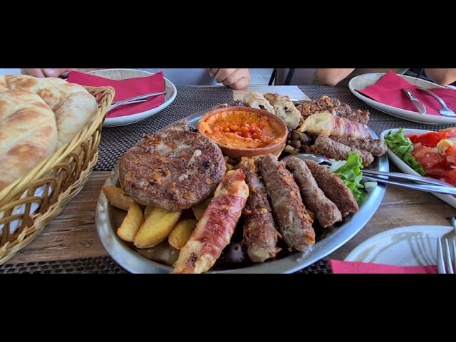 Domaćin u restoranu Barbacoa: Leskovački roštilj odličan