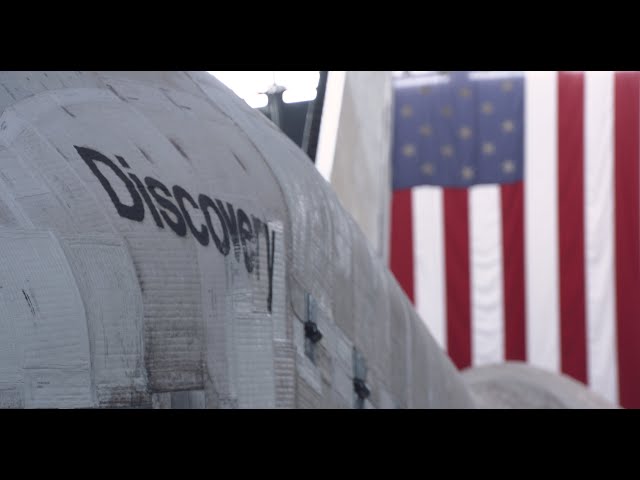 Space Shuttle Discovery: Discover What's Inside