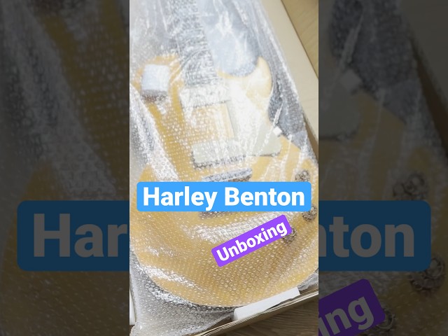 It’s Guitar Unboxing time: Harley Benton Goldtop