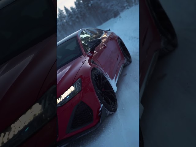 ❄️ Eine Runde Schneespaß mit dem Abt RS7 Legacy Edition – Traum! #abt #audi