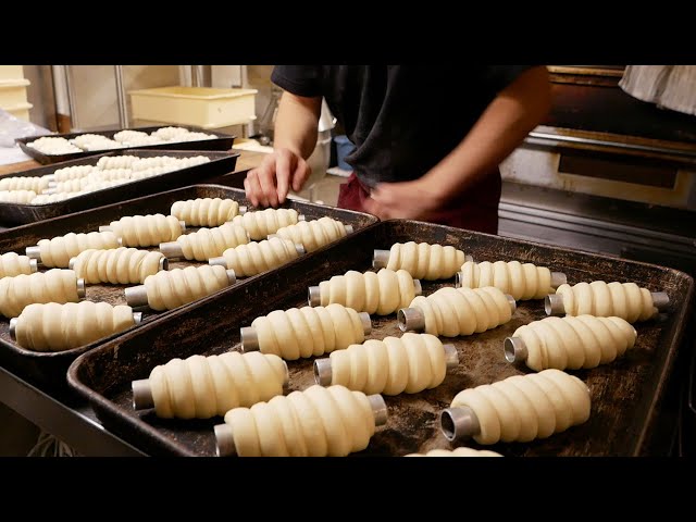 Amazing Japanese baker! From 3am until the bakery opens! ASMR