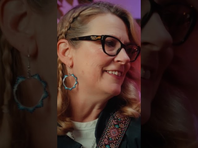 Susan Tedeschi Performs "You Need to be With Me" After 25 YEARS @SusanTedeschiTrucks #guitar