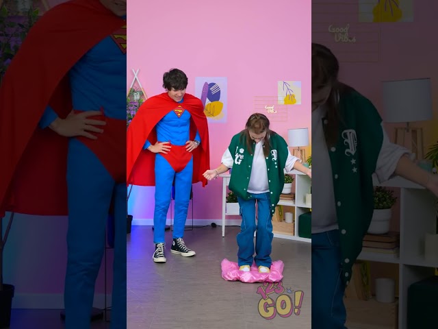 WOW! QUICK TRANSFORMATION OF CLOTHES TO BECOME A SUPERMAN by 123 GO!