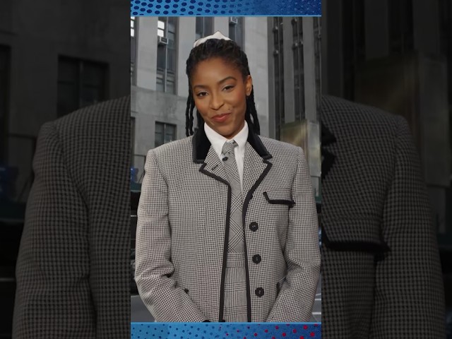 When #JessicaWilliams is in the studio, it’s a party #dailyshow