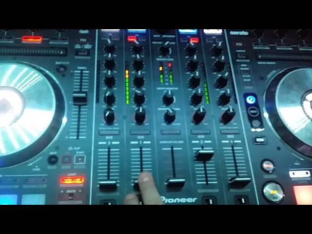 Pioneer DDJ-SX 2 Serato DJ Tricks & Tips - Vocal Echoes