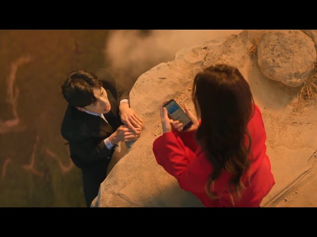 Boy falls from mountain after falling in love with his previous lawyer wife | K Drama In Hindi