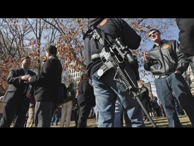 Militia groups and gun rights activists are planning an armed rally as VA Democrats introduce gun co