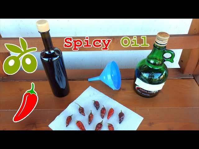 Spicy Olive Oil with Italian Hot Peppers