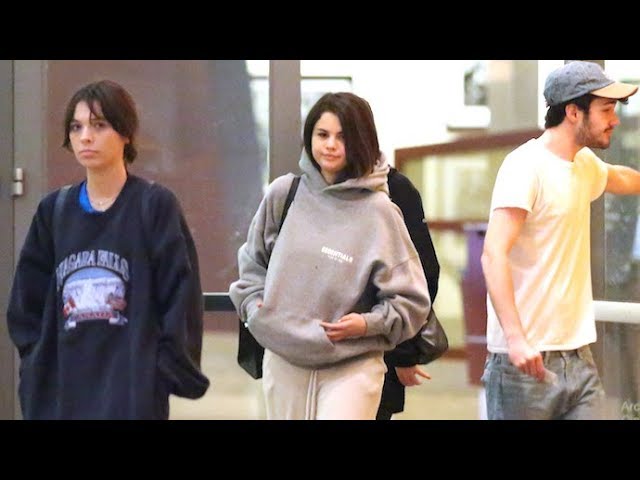 Selena Gomez Hits The Movies After Removing Instagram From Her Phone - EXCLUSIVE