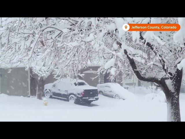 Heavy snow in Colorado cancels flights, closes roads | REUTERS