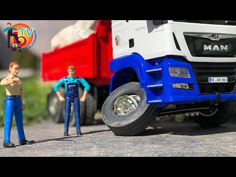 BRUDER RC Truck MAN accident - LKW broken wheel!!
