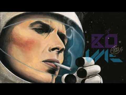 David Bowie and Kristen Wiig - Space Oddity